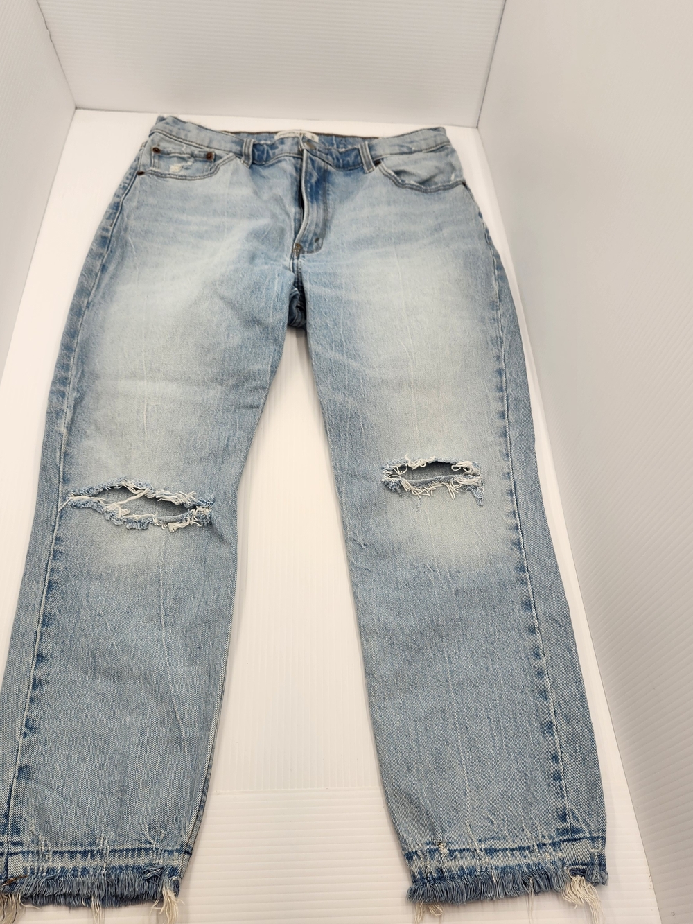 Abercrombie & Fitch Light Blue Distressed Relaxed Jeans